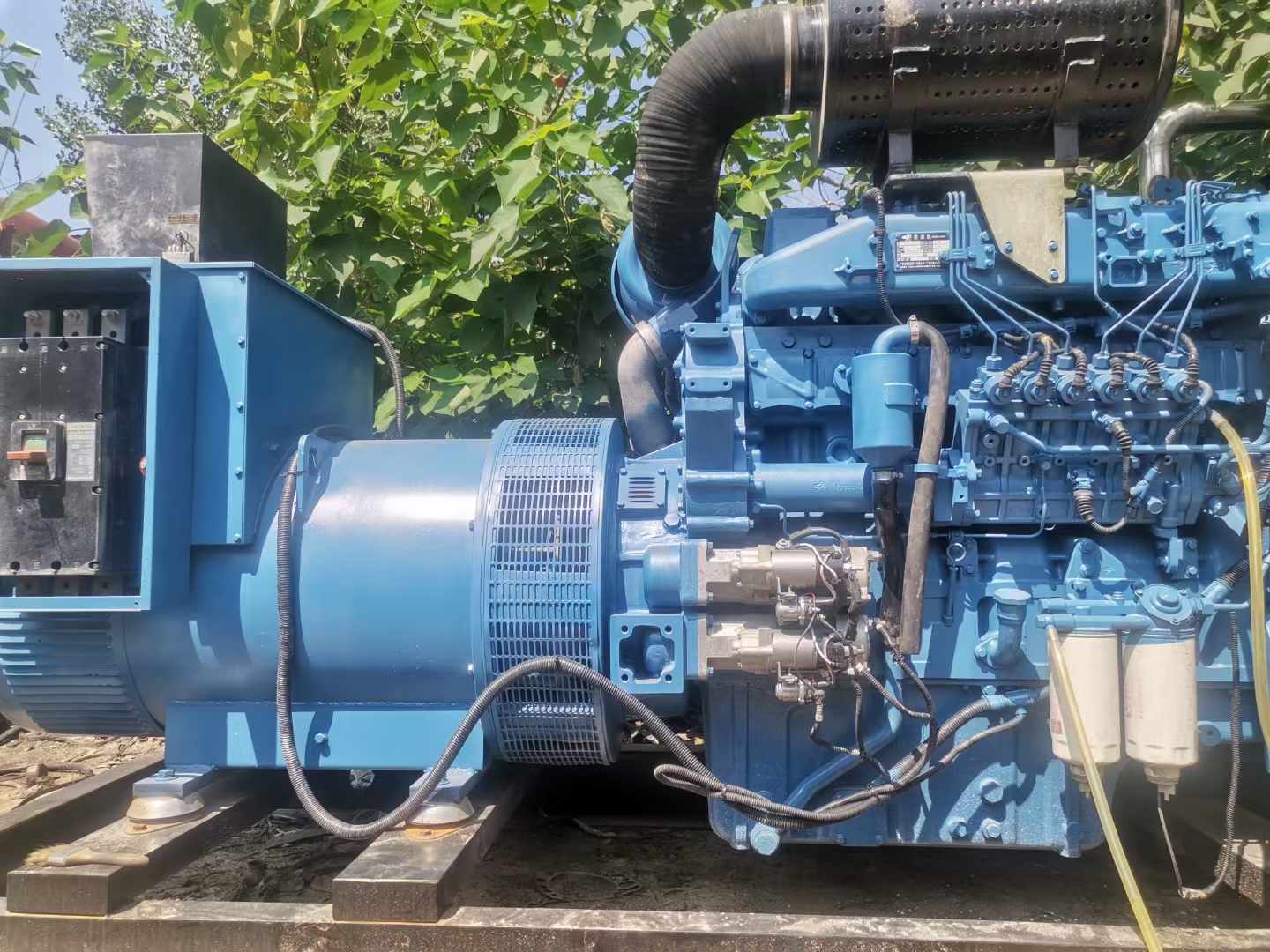 江阴详细说明降低 800kW 柴油发电机输出电流波动的方法