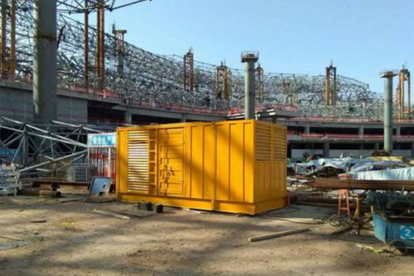 江阴发电机出租如何判断空气滤清器是否需要更换？